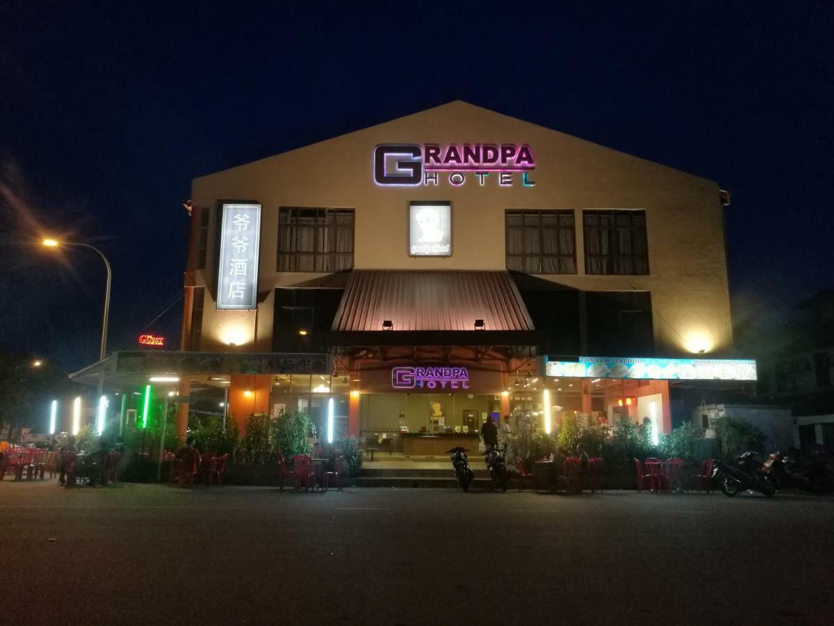 Grandpa Hotel Port Dickson Zewnętrze zdjęcie